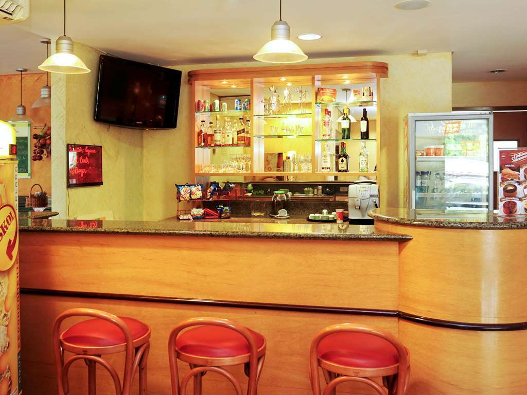Ibis Teresina Hotel Restaurant photo